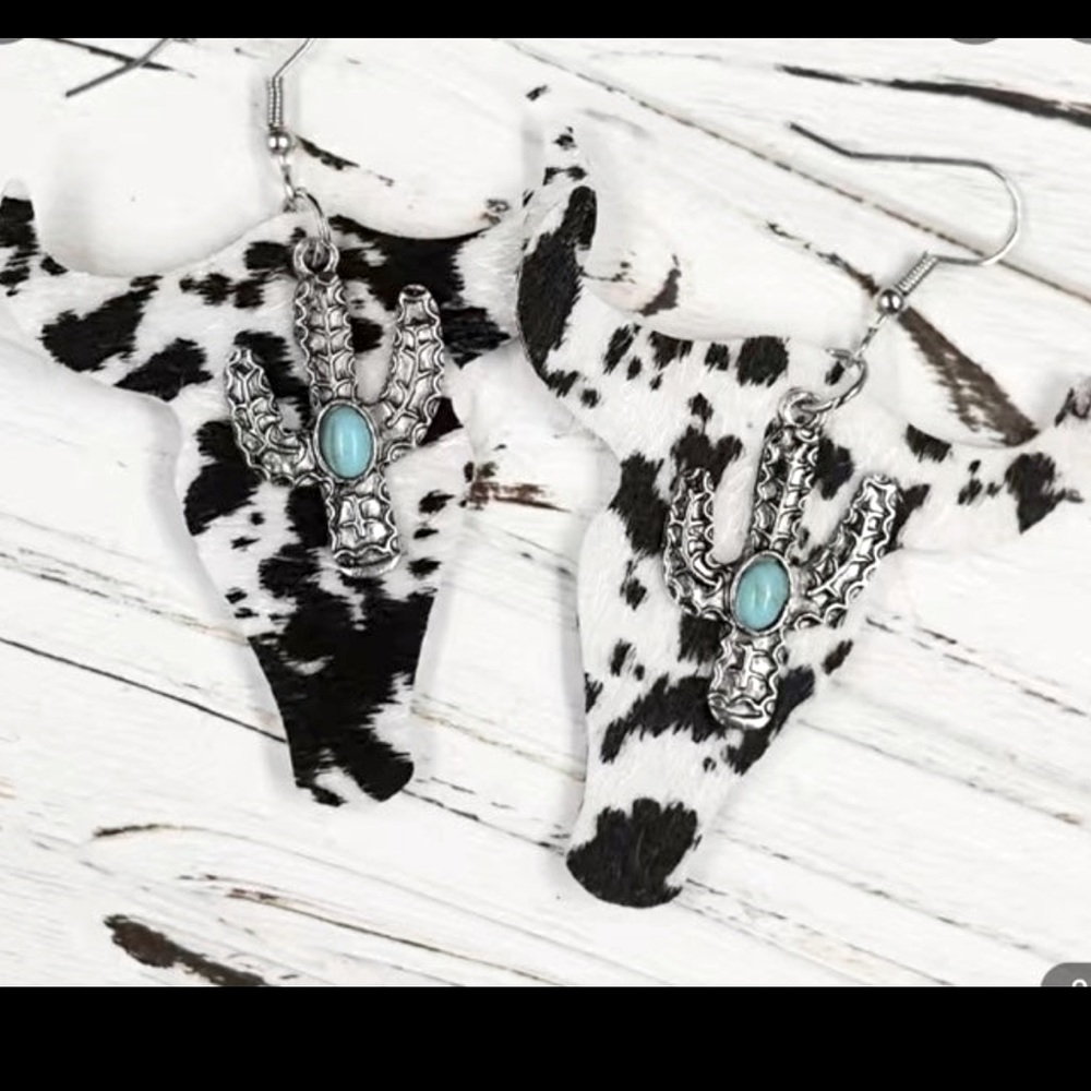 Vintage Farm Style Cow Fur & Turquoise Inlaid Earrings - A Western Jewelry